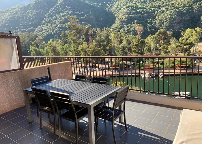 Le Cap'o Porto (Corsica)